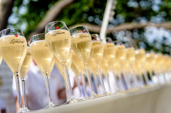 Verzending Champagne naar België 2021: een record omzet